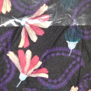 Set of 2 lula roe tc leggings, new in package